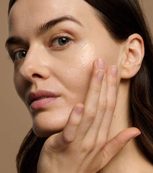 Prime Aqua hydrating gel...